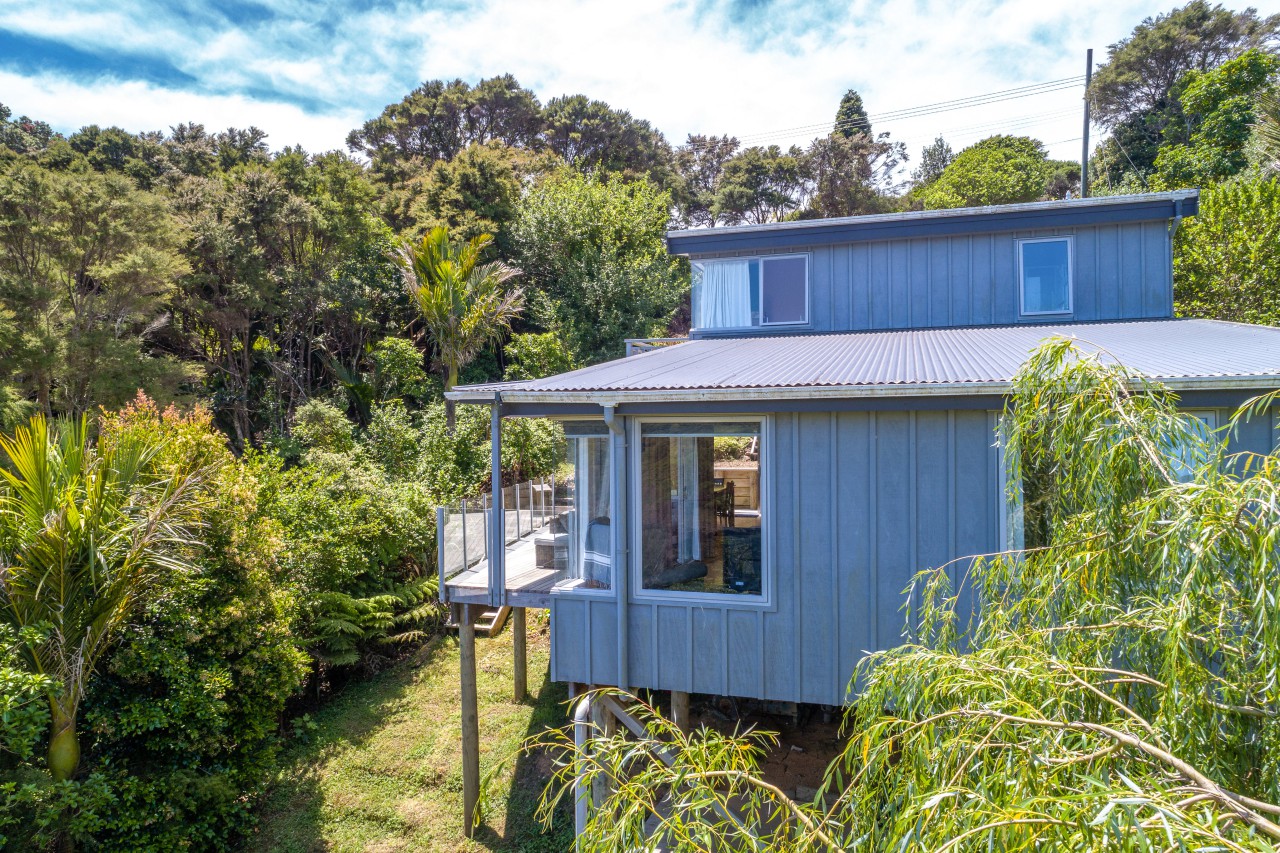 Property Sold 142 Waiheke Road, Auckland 1971