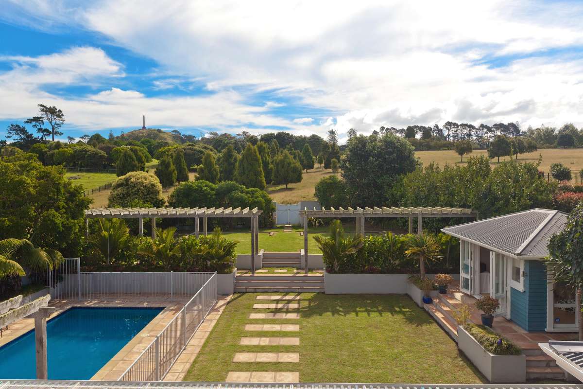 Property Sold , Greenlane,